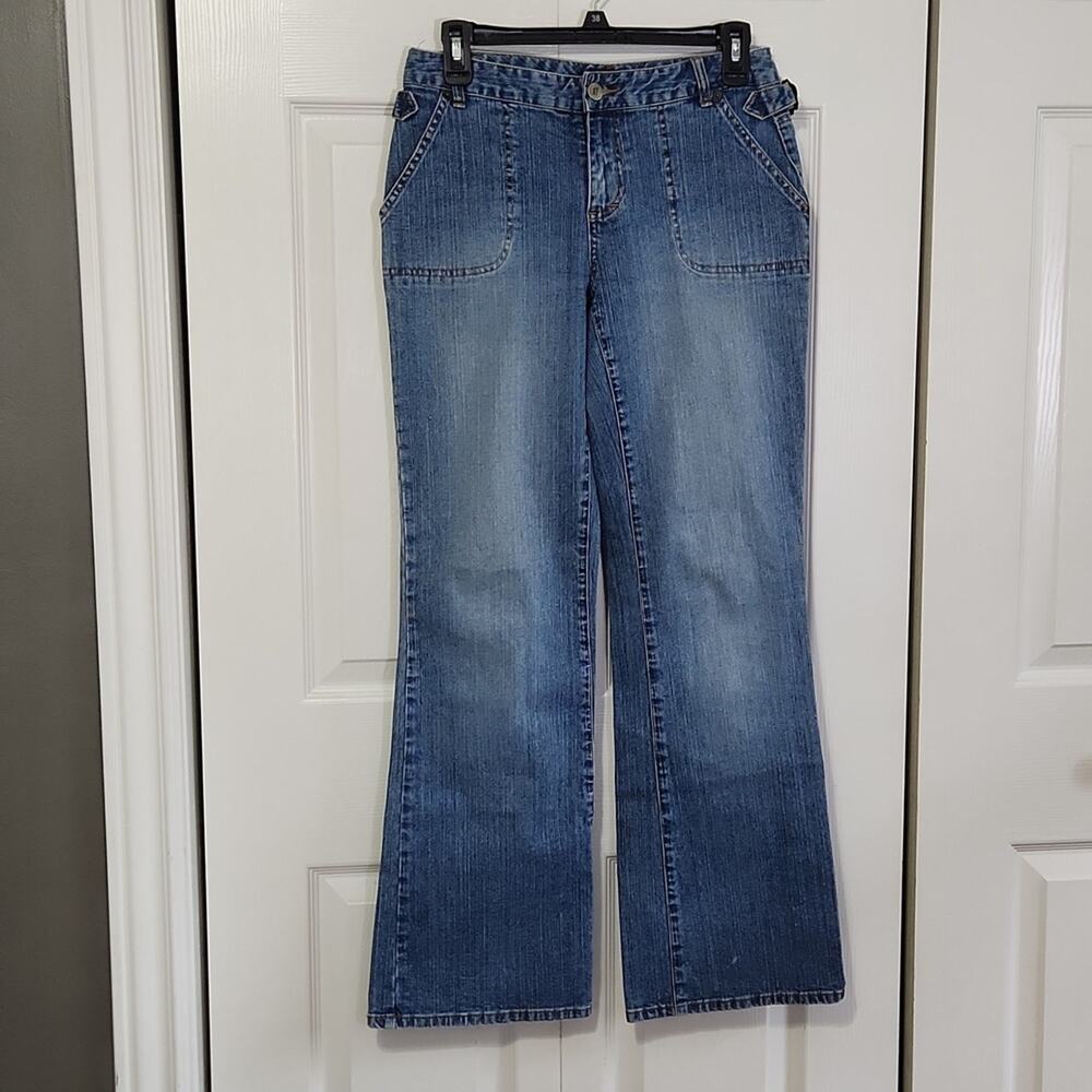 New York & Company Womens Med Wash Jeans Size 6 Flare Y2K Denim Zip Button